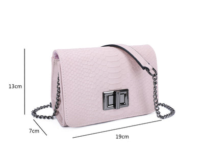 Gallantry | Sara Crossbodytas
