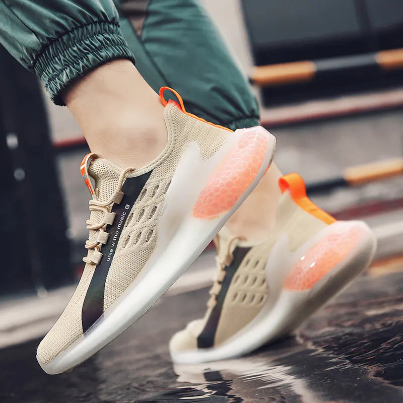 Men's Breathable Flyknit Outdoor Running Sneakers