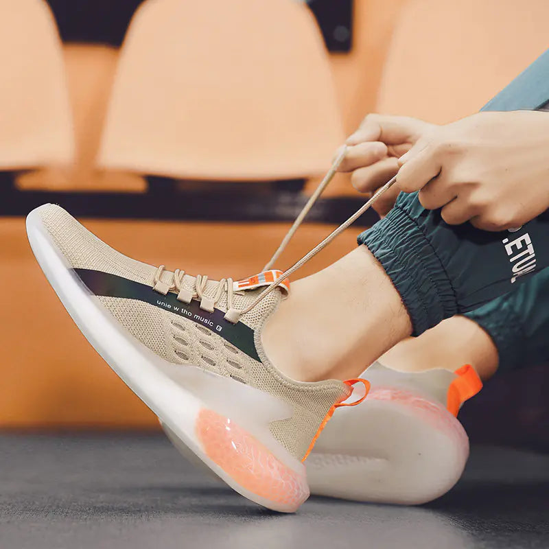 Men's Breathable Flyknit Outdoor Running Sneakers