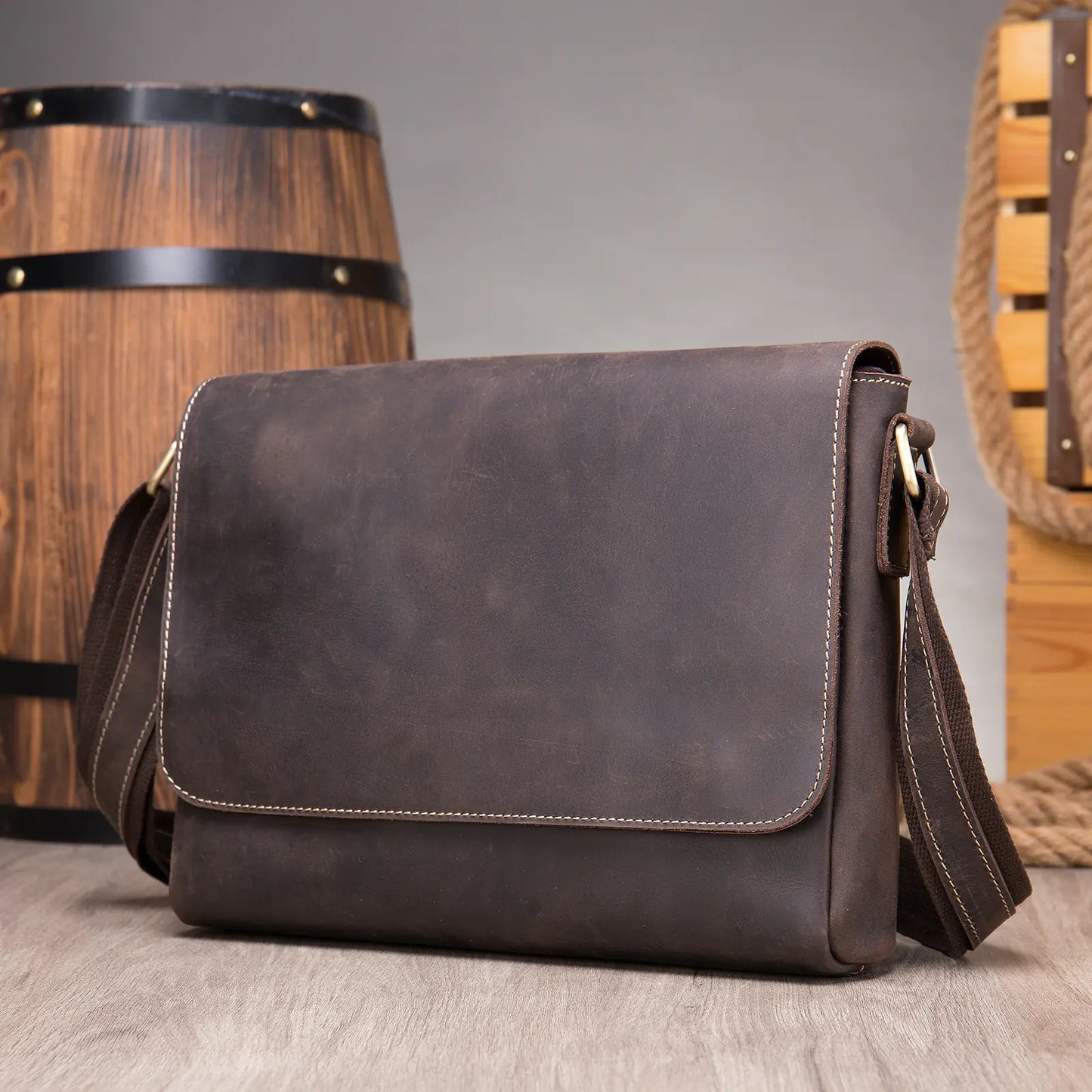 Retro Cowhide Shoulder Messenger Bag