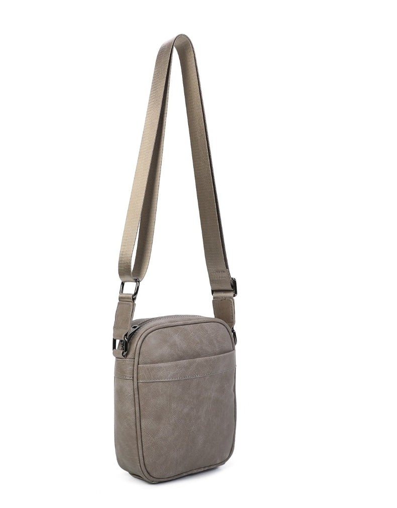 Ines Delaure | Lauren Crossbodytas