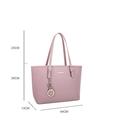 Gallantry | Gina Shopper