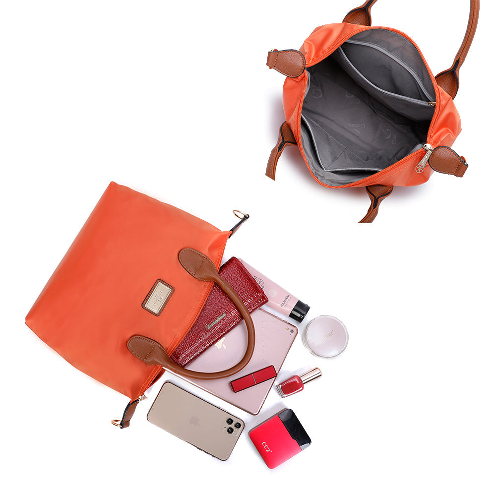 Gallantry | Ayla Crossbodytas