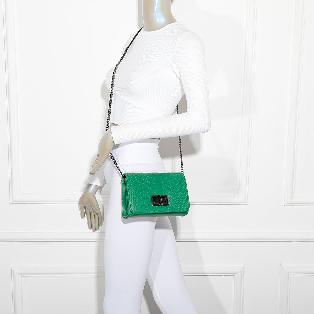 Gallantry | Sara Crossbodytas