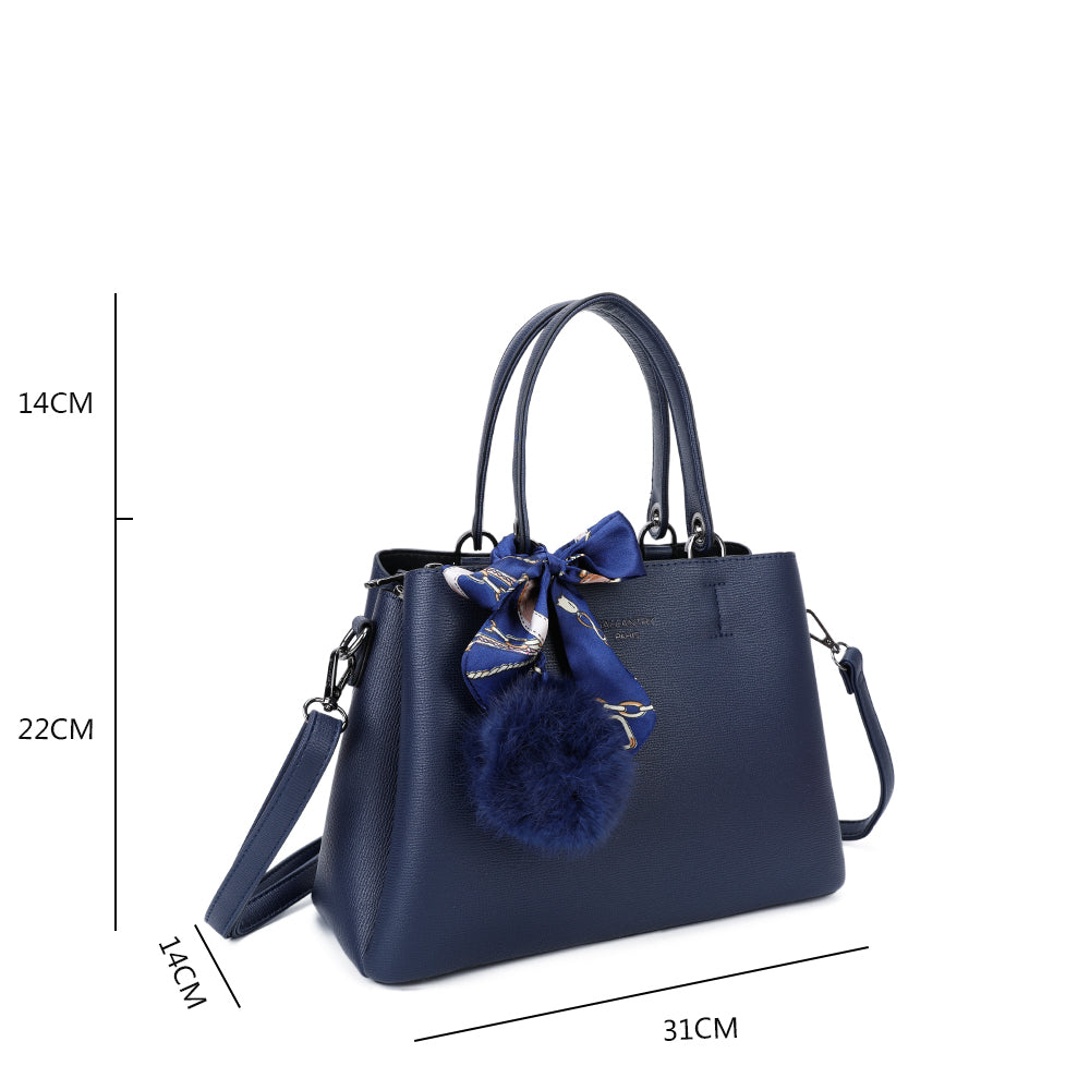 Gallantry | Emma Handtas