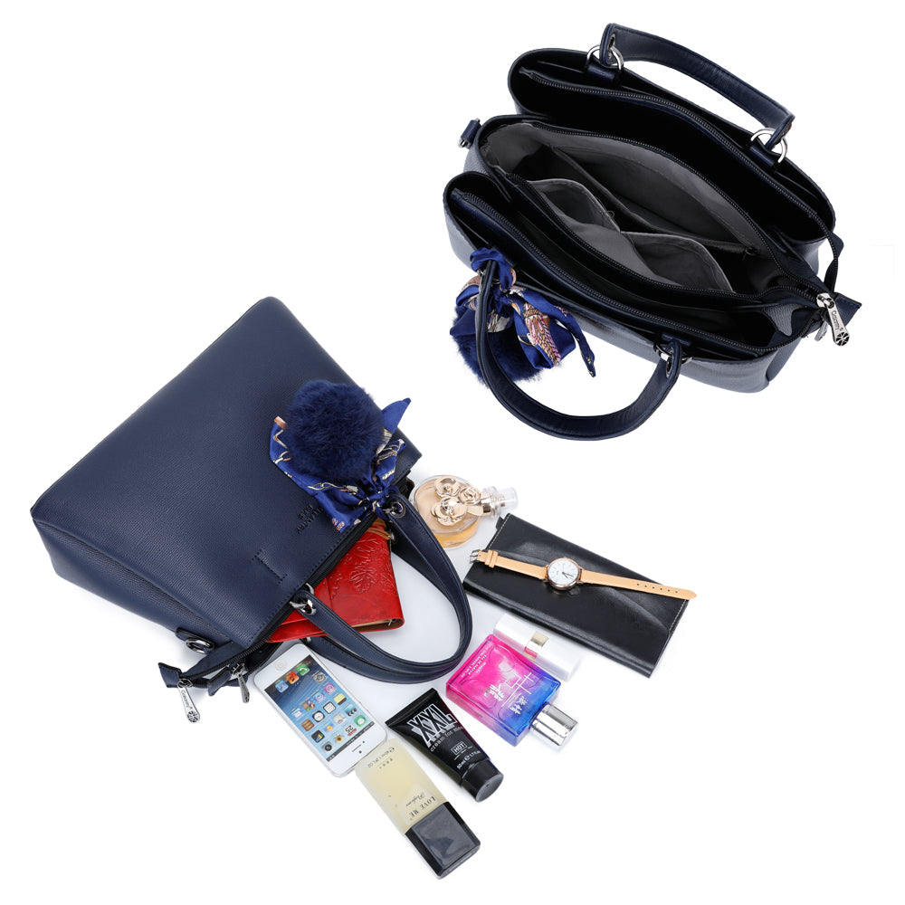 Gallantry | Emma Handtas