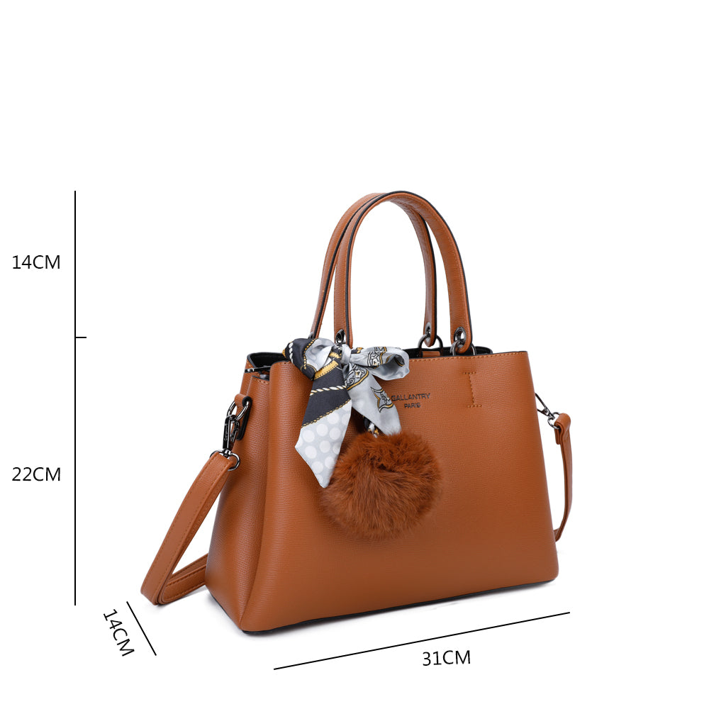 Gallantry | Emma Handtas