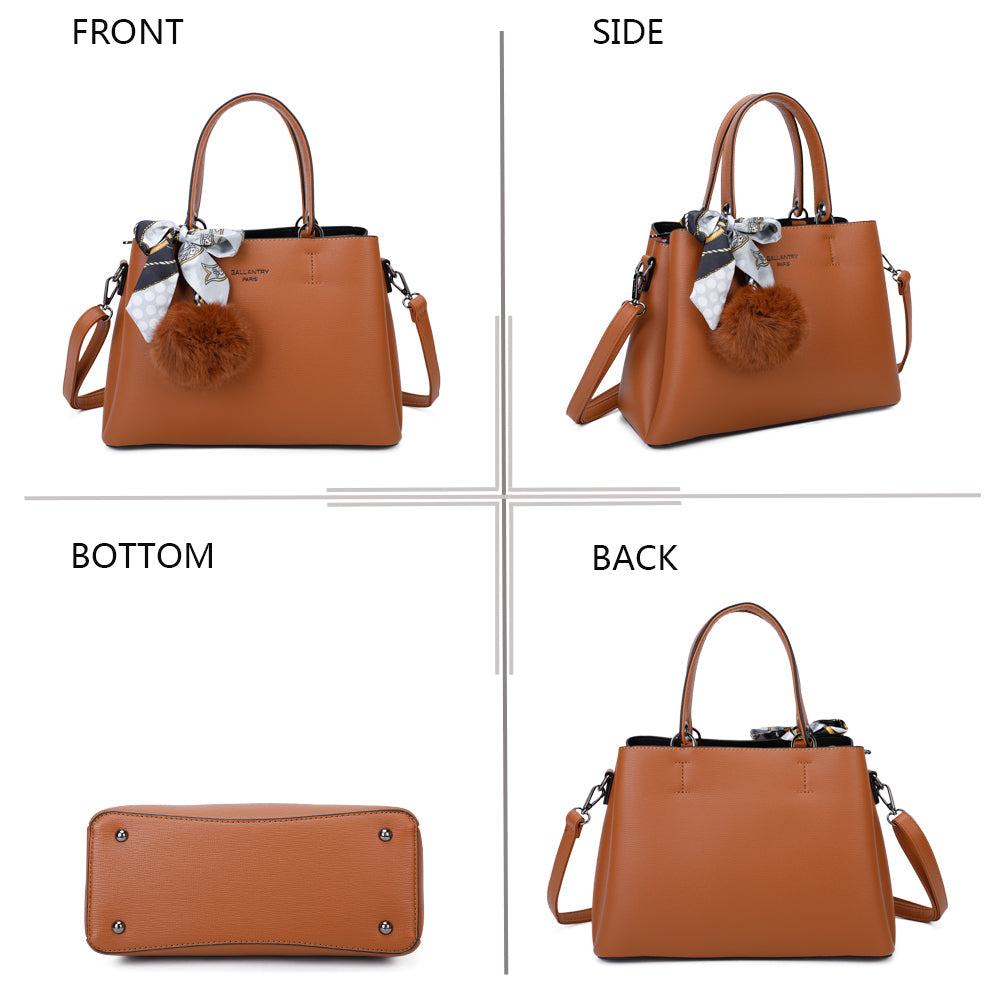 Gallantry | Emma Handtas