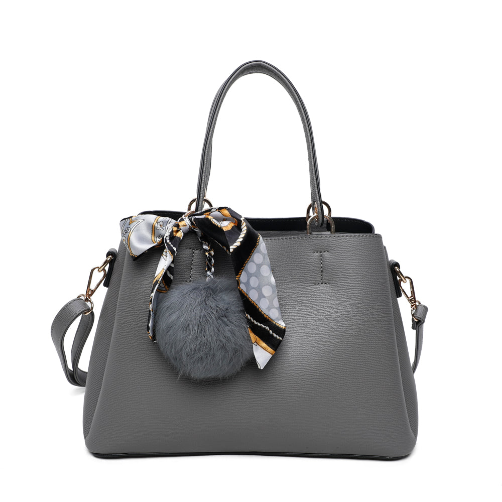 Gallantry | Emma Handtas