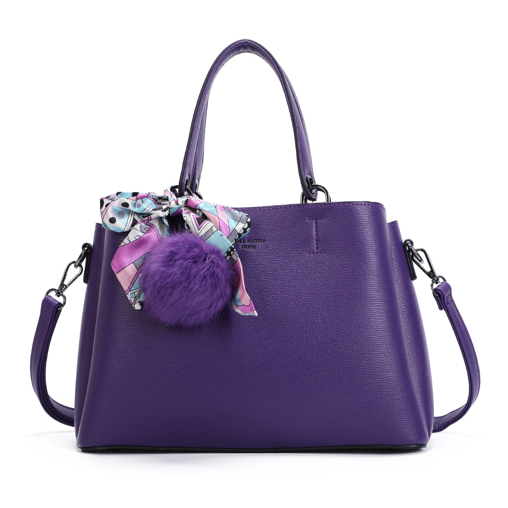 Gallantry | Emma Handtas