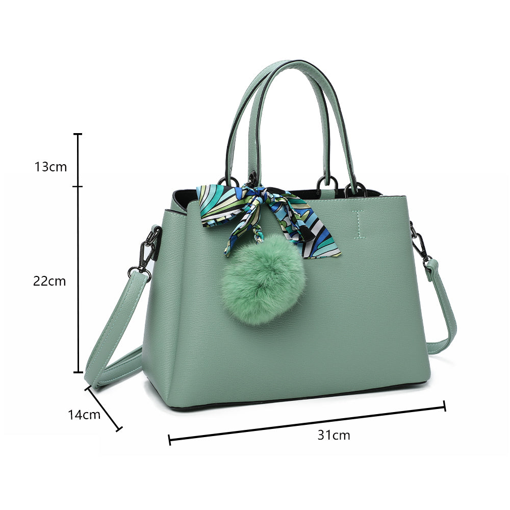 Gallantry | Emma Handtas