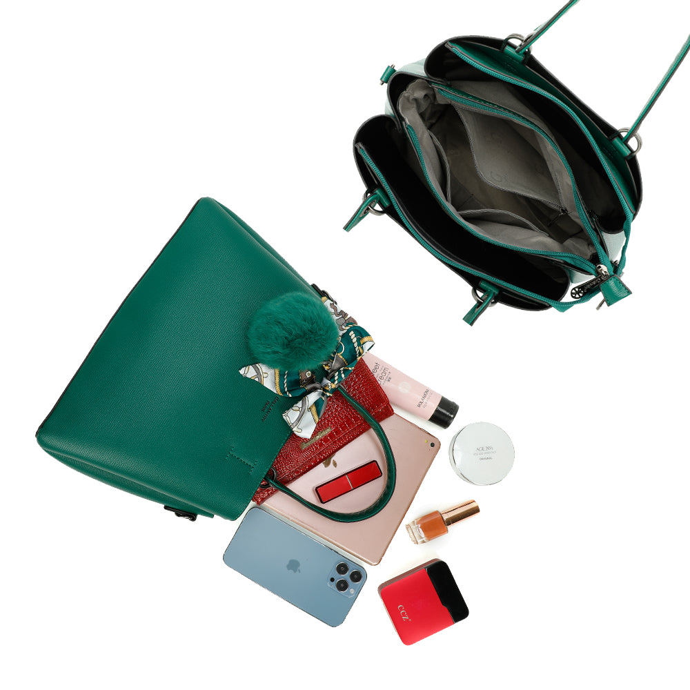 Gallantry | Emma Handtas