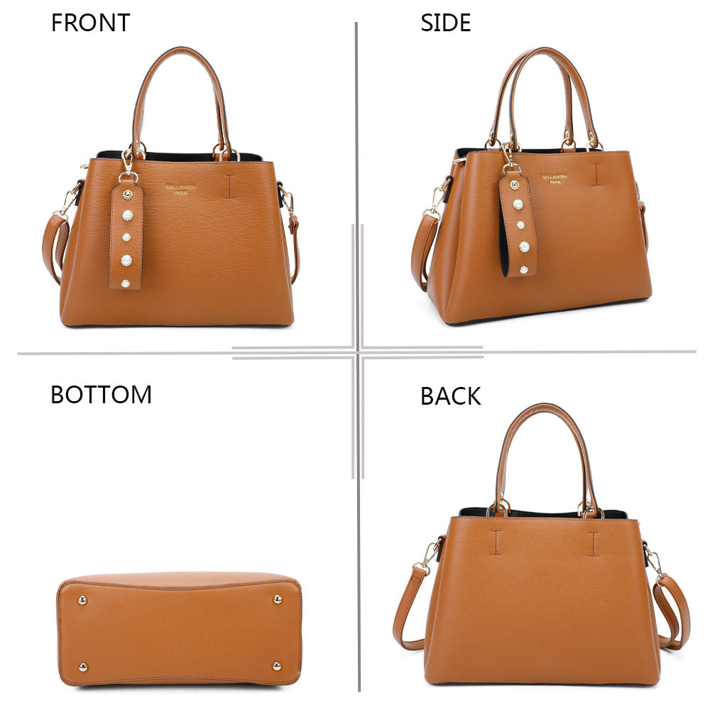 Gallantry | Tess Handtas