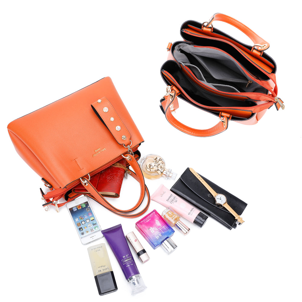 Gallantry | Tess Handtas