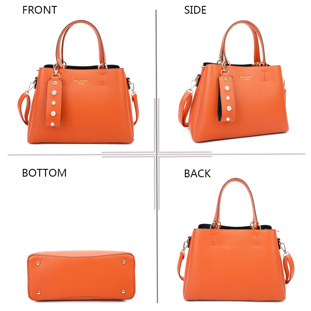 Gallantry | Tess Handtas