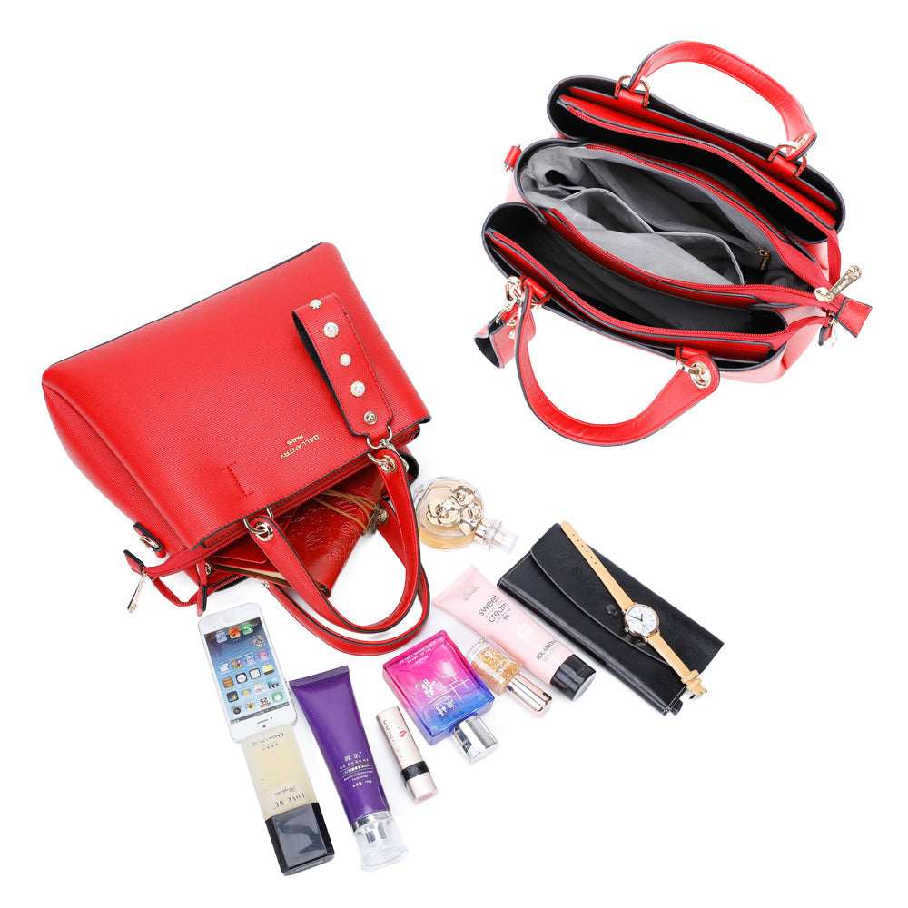 Gallantry | Tess Handtas