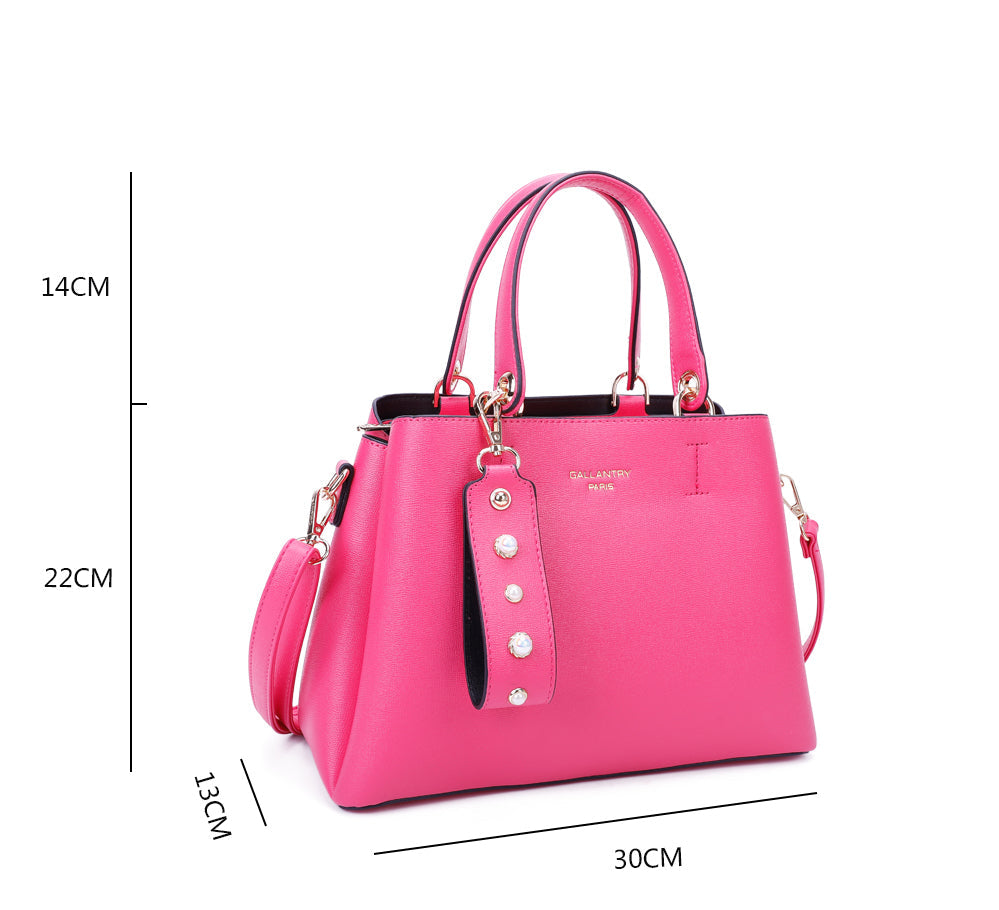 Gallantry | Tess Handtas