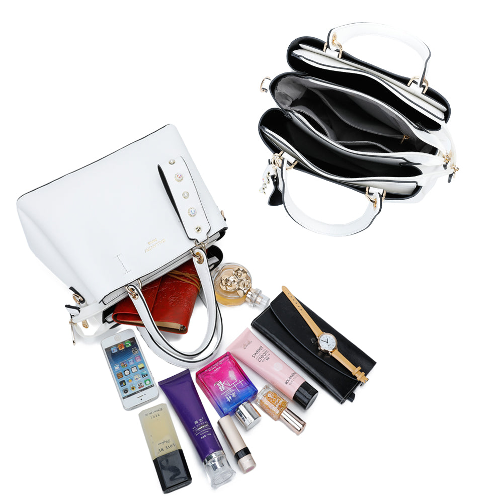 Gallantry | Tess Handtas