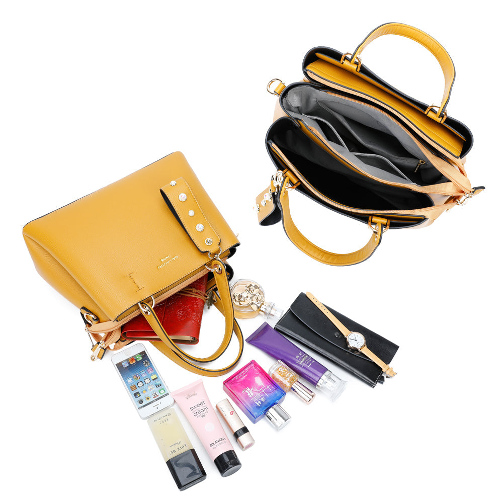 Gallantry | Tess Handtas