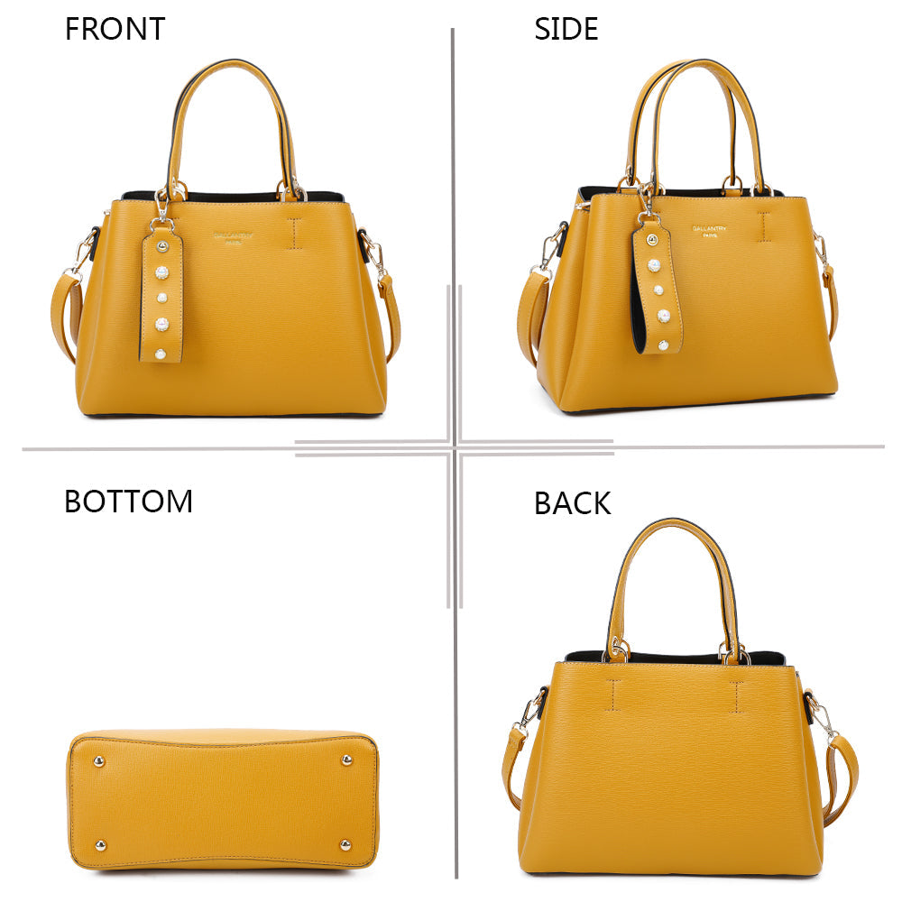 Gallantry | Tess Handtas