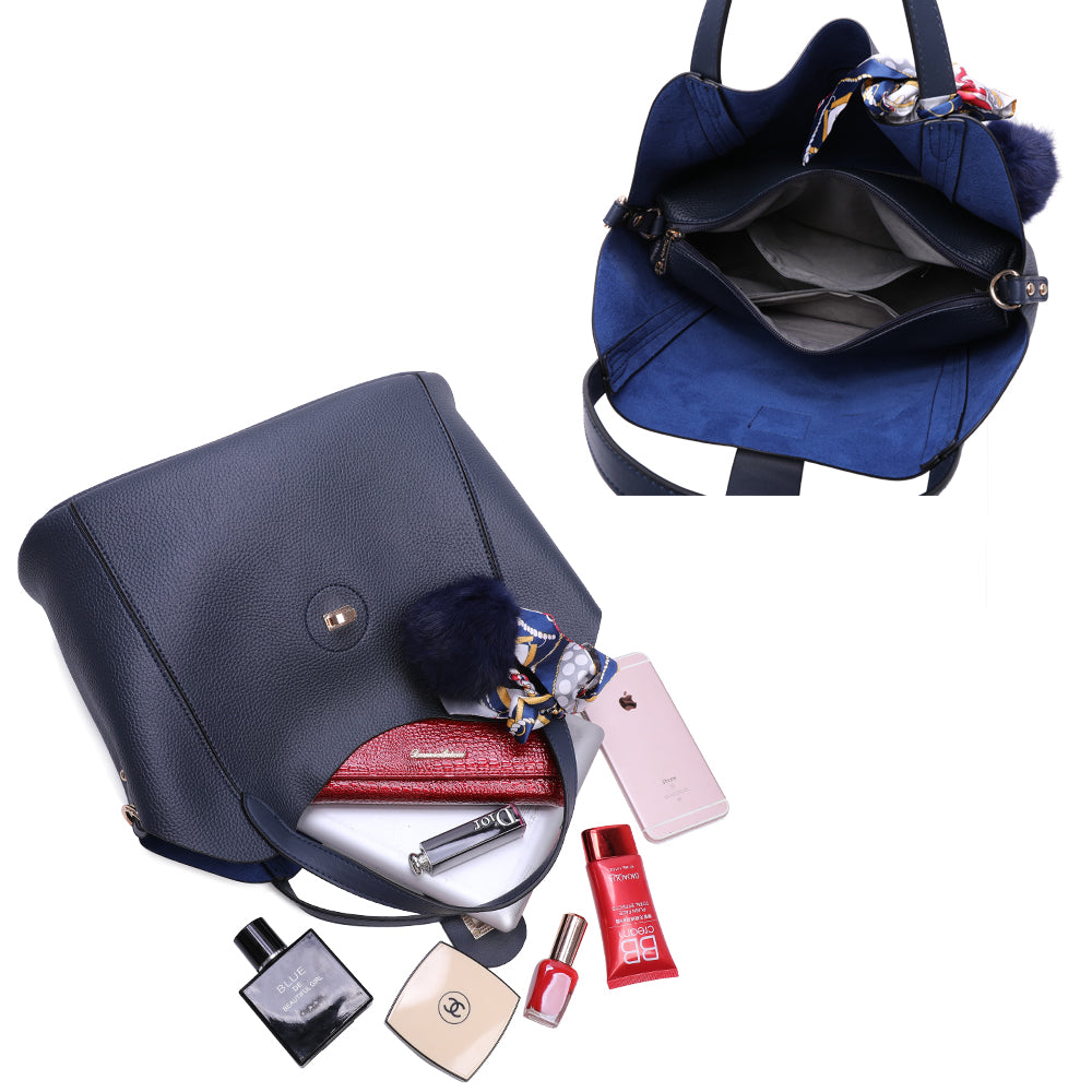 Gallantry | Zoë Handtas