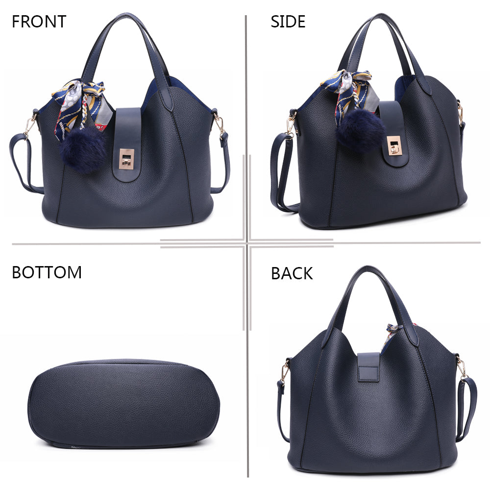 Gallantry | Zoë Handtas