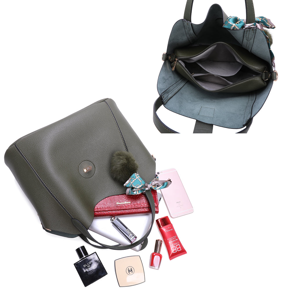 Gallantry | Zoë Handtas