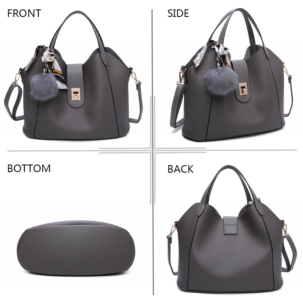 Gallantry | Zoë Handtas