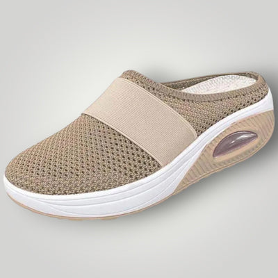 Dames Sandalen Beige Maat 38 Gevoerd Met Sleehak