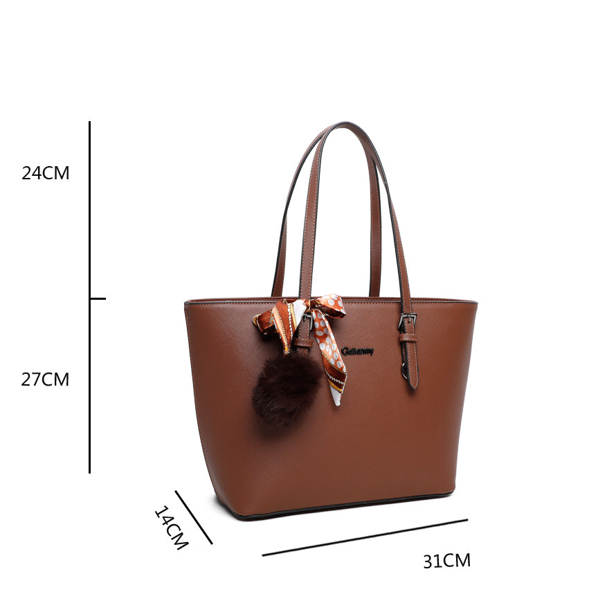 Gallantry | Ella Shopper