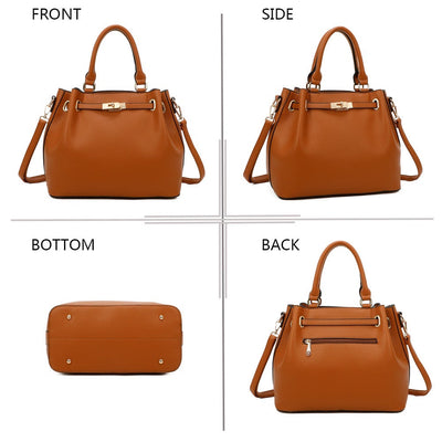 Gallantry | Iris Handtas
