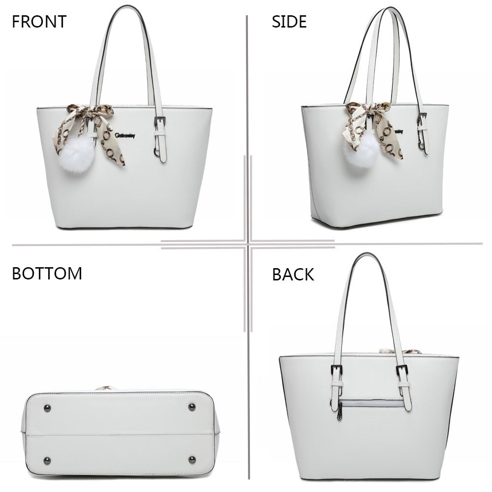 Gallantry | Ella Shopper