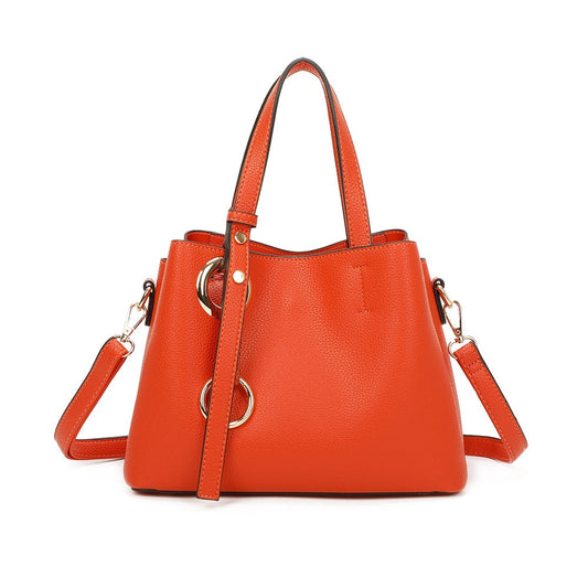 Gallantry | Romy Handtas