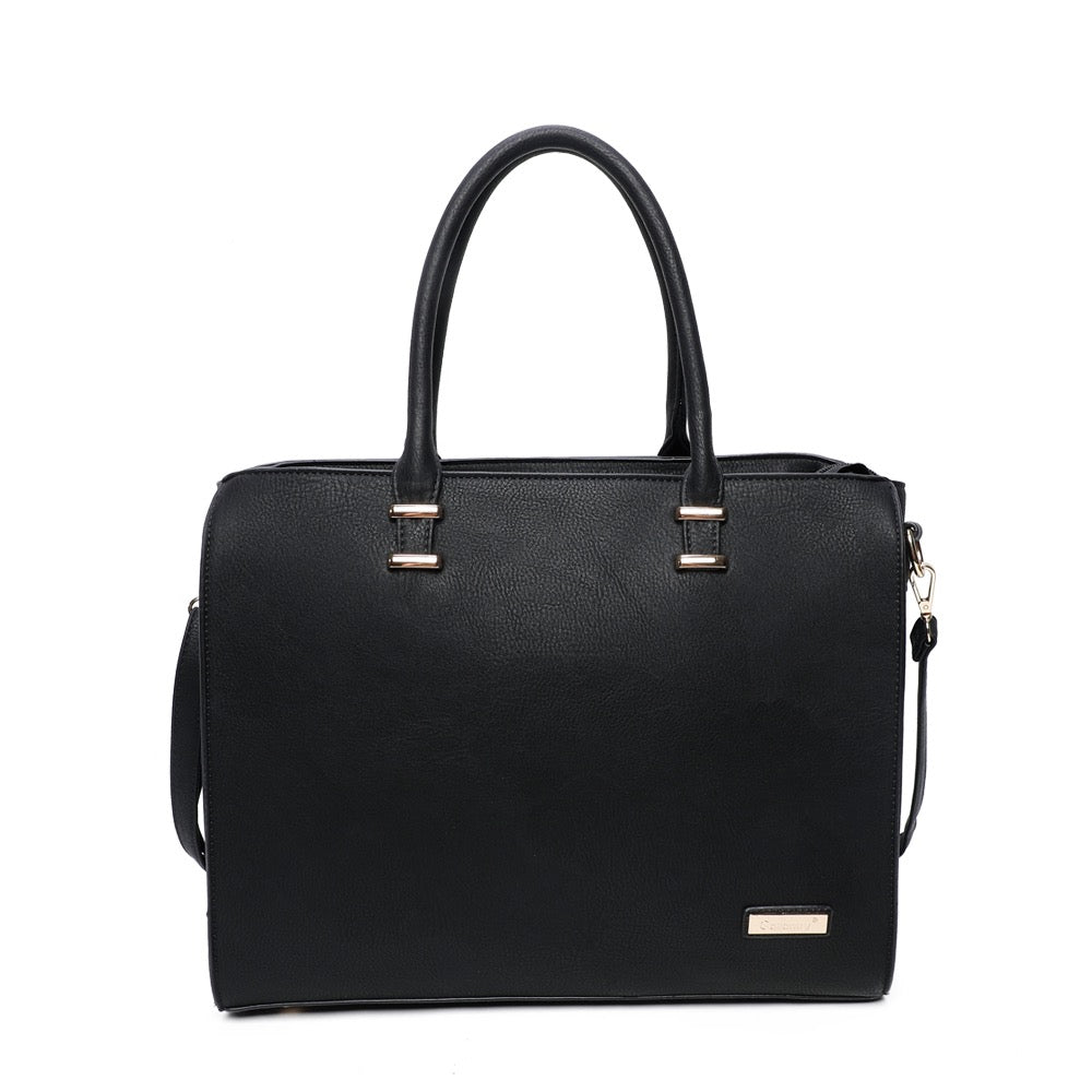 Gallantry | Hailey Schoudertas