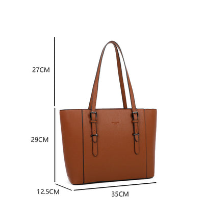 Gallantry | Merel Shopper
