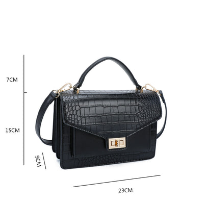 Gallantry | Nora Clutch