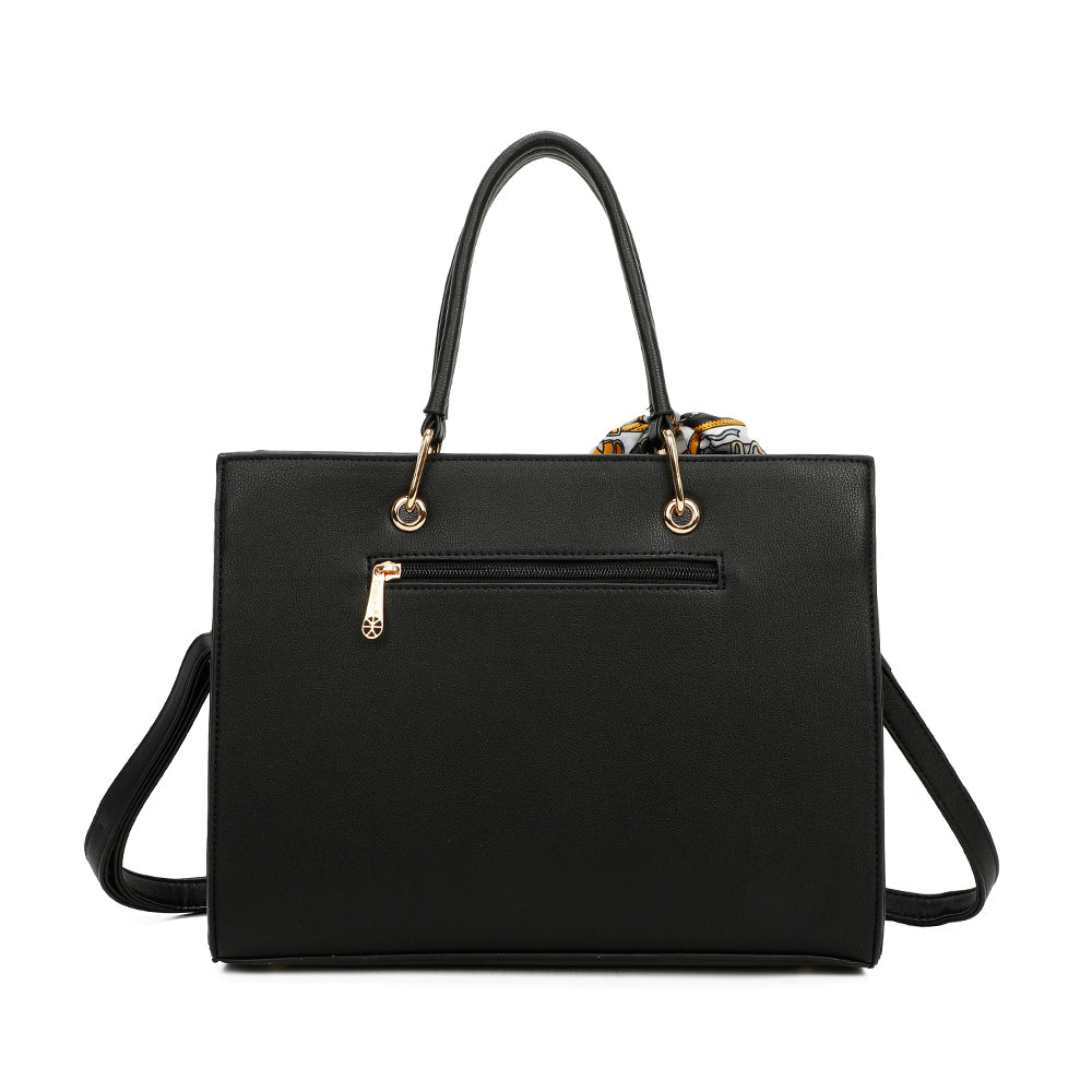 Gallantry | Nina Handtas