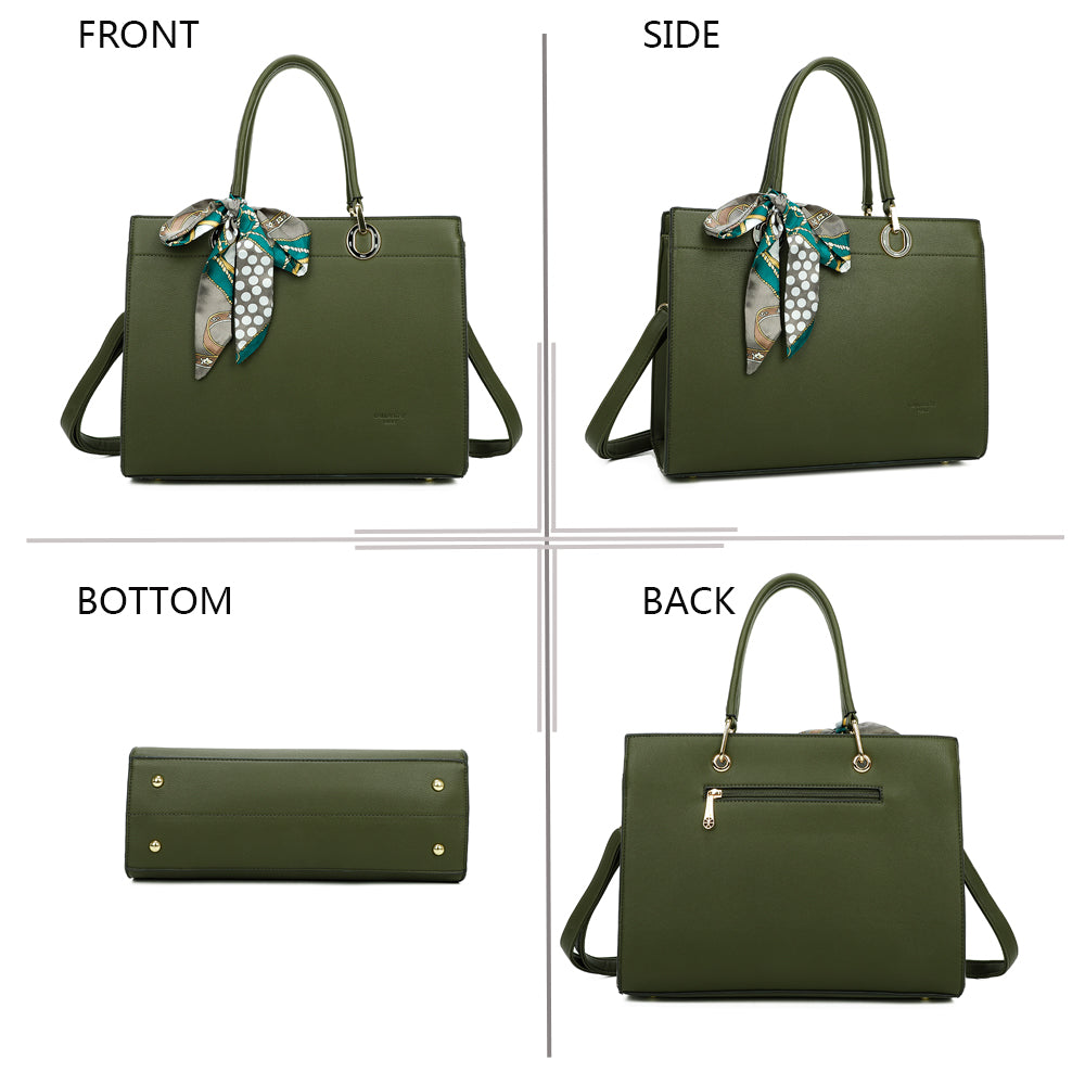 Gallantry | Nina Handtas