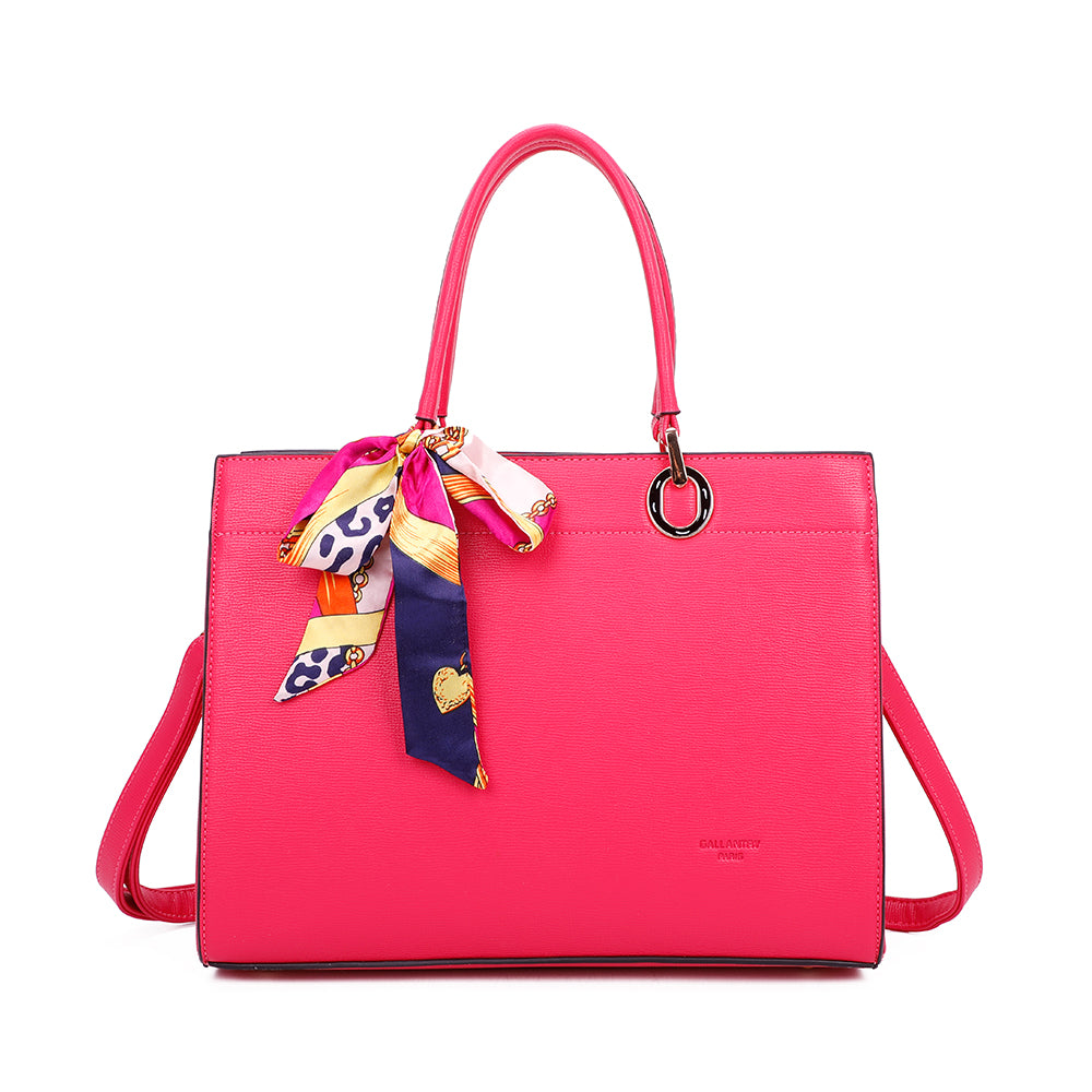 Gallantry | Nina Handtas