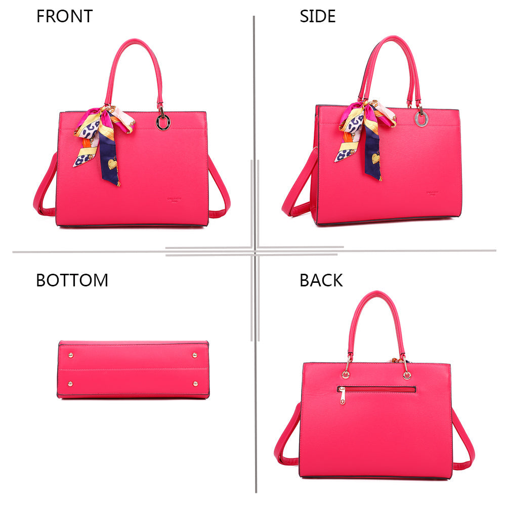 Gallantry | Nina Handtas